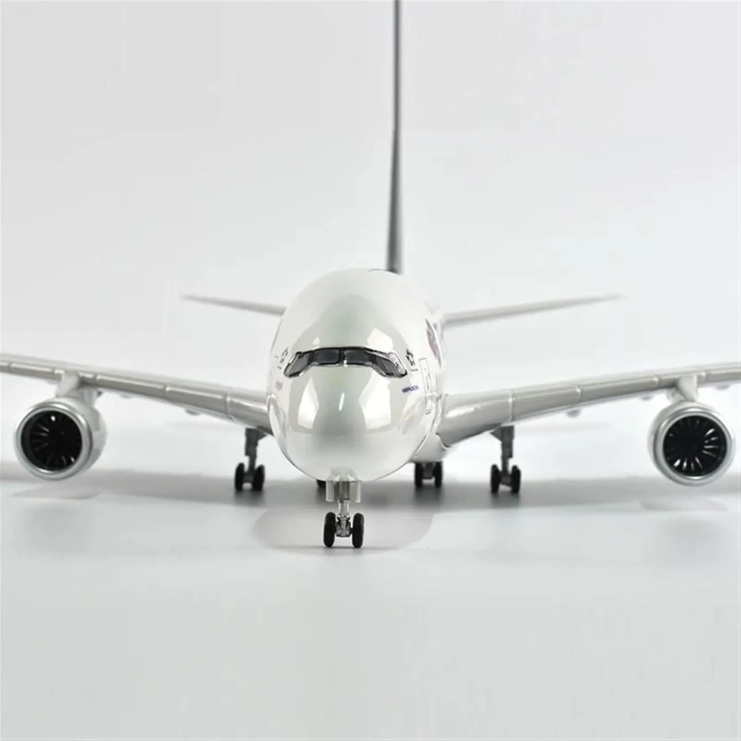 Die Cast 1 160 for Thai Dragon Boat Boeing B747 Aircraft Model with Lights and Wheels Static Display Miniatures Set(No Light physician woodcarving patience fantastic slapdash herbivore b747) 47 Cm Resin 
