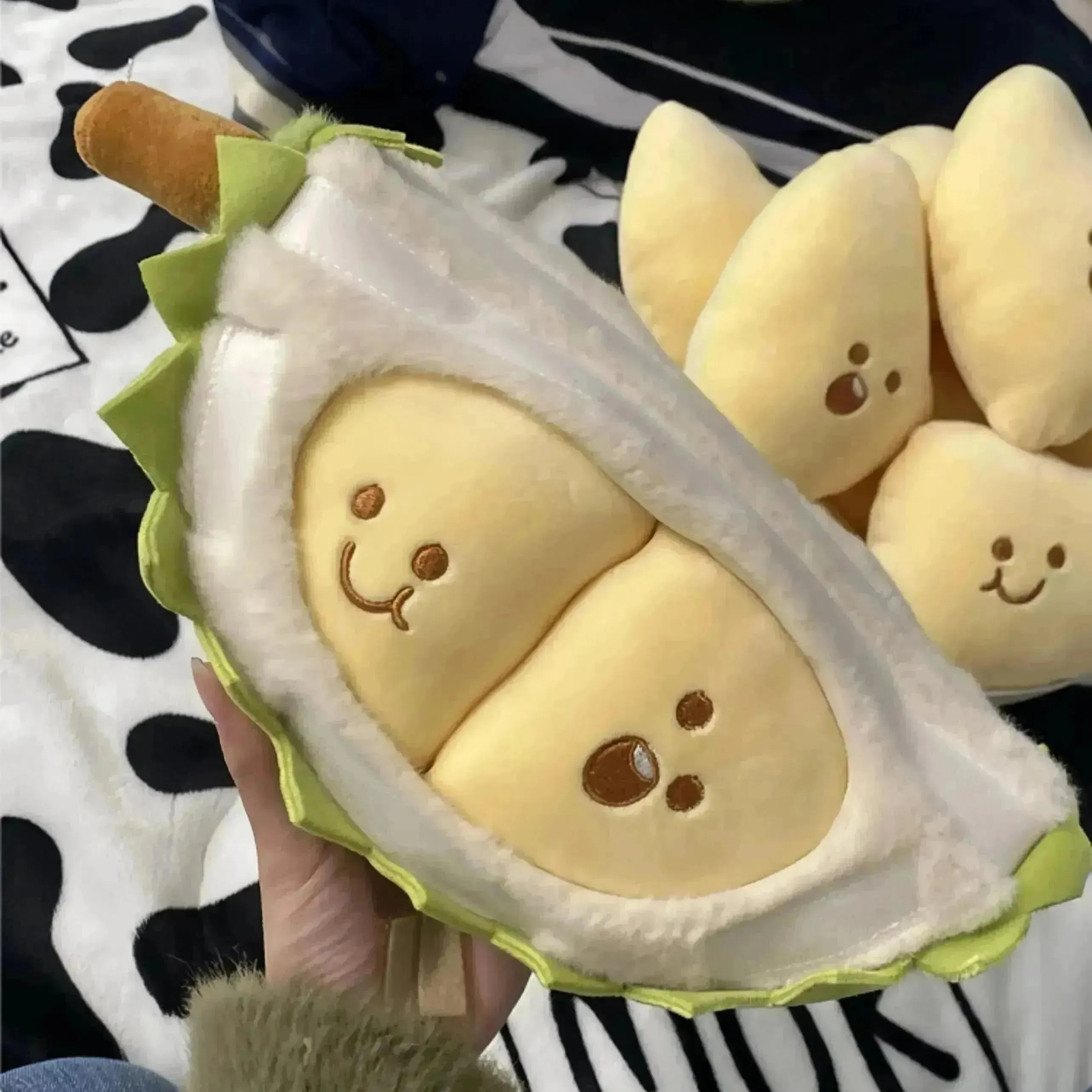 Durian Fruit Smiley Seeds Plushie (30 cm)