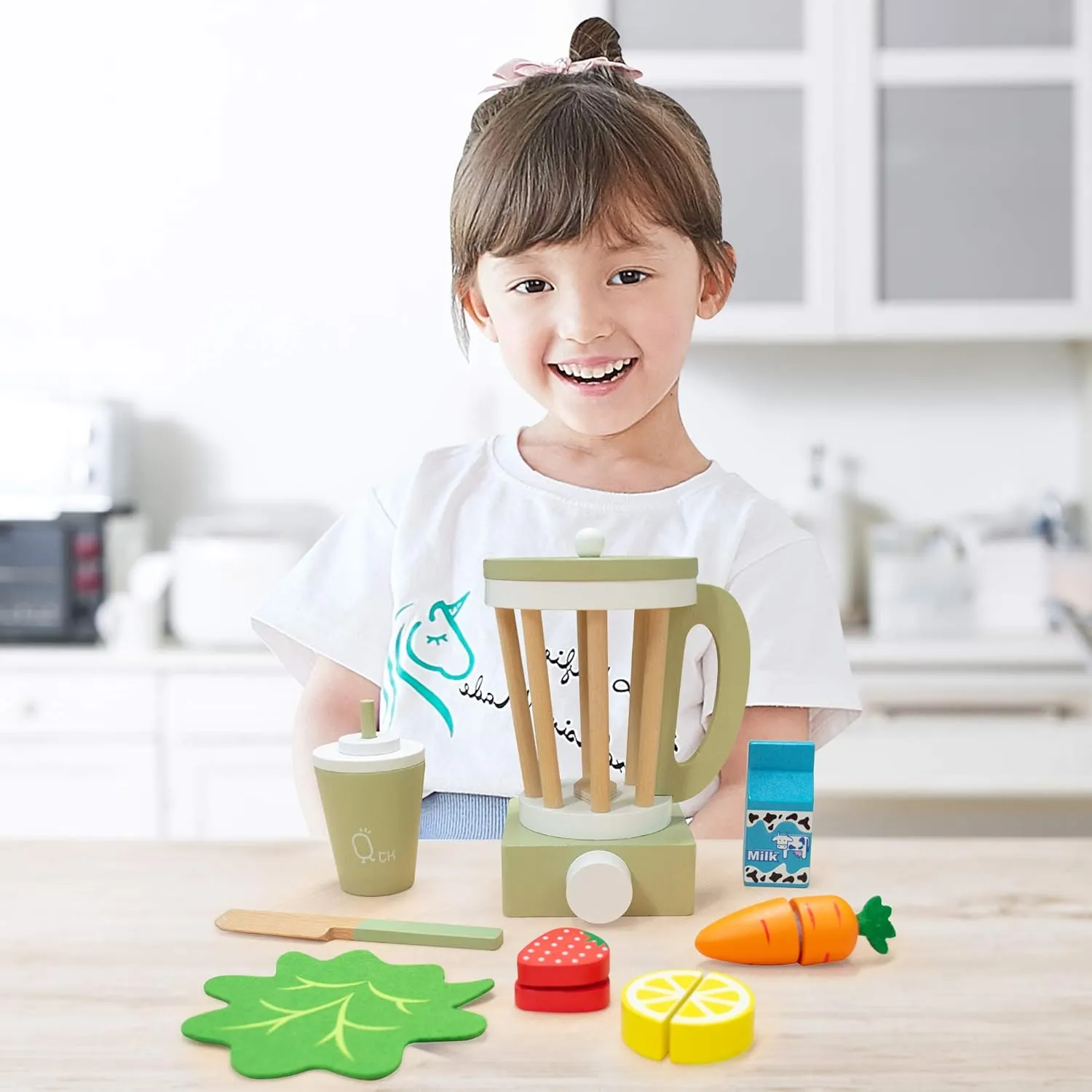 Kids Little Chef Frankfurt 13-pc. Wooden Play Kitchen Blender Accessory Set silicon with Pretend Ingredients$ Natural/Green Teamson 