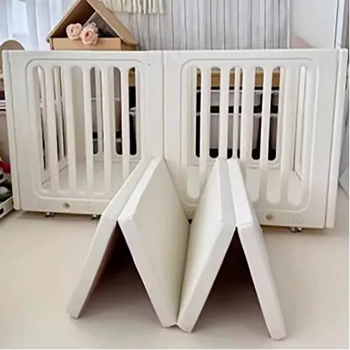 Lucky Baby Smart System Convertible Free Move Safety Playyard   Mat