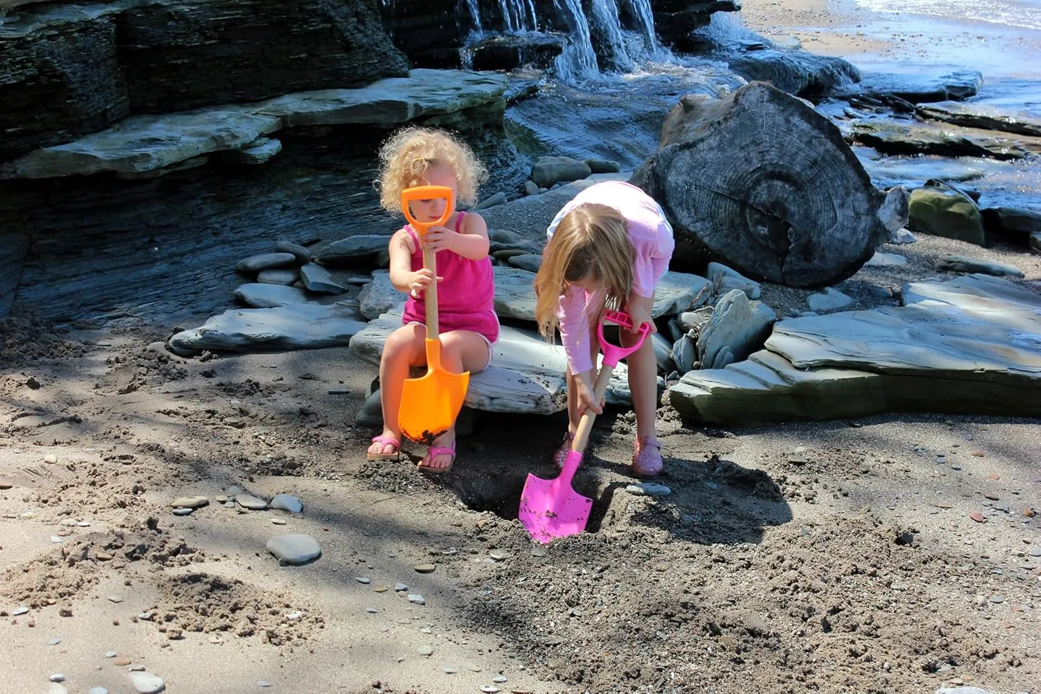 Spoons Beach Diggers breach coelenterate - Plastic Kid Shovels for Sand or Snow - Orange Emsco Group Dune 